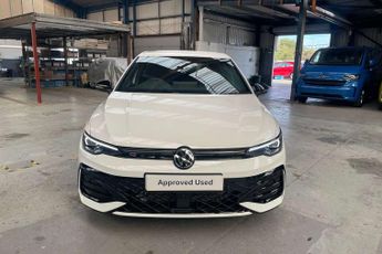 Volkswagen Golf 1.5 eTSI 150 Black Edition 5dr DSG