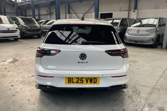 Volkswagen Golf 1.5 eTSI 150 Black Edition 5dr DSG