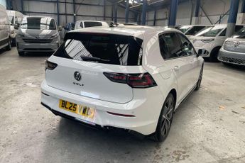 Volkswagen Golf 1.5 eTSI 150 Black Edition 5dr DSG