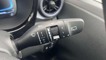 Hyundai i10 1.0 [63] Premium 5dr Auto [Nav]