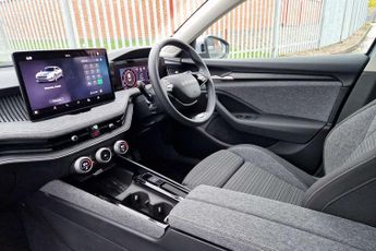 Skoda Superb 2.0 TDI SE Technology 5dr DSG