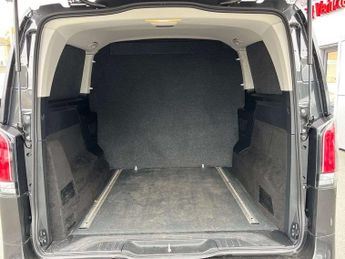 Mercedes-Benz Vito 119CDI Select Crew Van 9G-Tronic