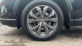 Toyota RAV4 2.5 VVT-i Hybrid Design 5dr CVT 2WD