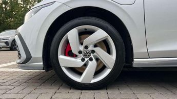 Volkswagen Golf GTE 1.4 TSI GTE 5dr DSG