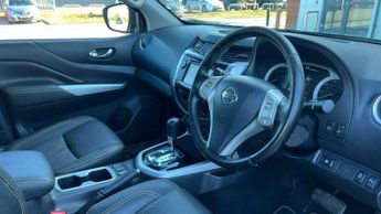 Nissan Navara Double Cab Pick Up N-Guard 2.3dCi 190 4WD Auto