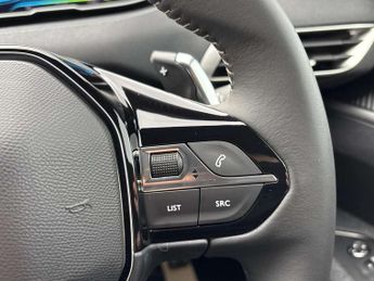 Peugeot 3008 1.6 Hybrid 180 Active Premium+ 5dr e-EAT8