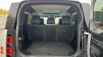 Land Rover Defender 2.0 D240 HSE 110 5dr Auto
