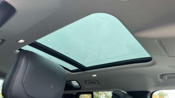 Land Rover Defender 2.0 D240 HSE 110 5dr Auto