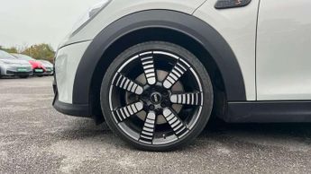 MINI Hatchback 5dr 2.0 Cooper S Exclusive 5dr Auto