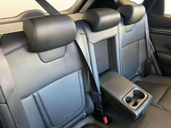Hyundai Tucson 1.6 TGDi Hybrid 230 Ultimate 5dr 2WD Auto