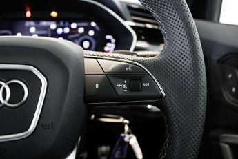 Audi Q3 35 TDI Black Edition 5dr S Tronic [20" Alloy]