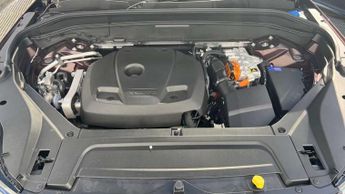 Volvo XC90 2.0 T8 PHEV Ultra Dark 5dr AWD Geartronic