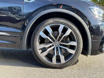 Volkswagen Tiguan 2.0 TSi 190 4Motion R-Line Tech 5dr DSG