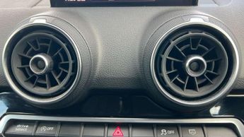 Audi Q2 30 TDI Black Edition 5dr S Tronic