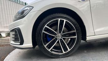 Volkswagen Golf GTE 1.4 TSI GTE 5dr DSG