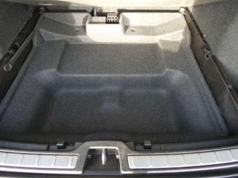 Volvo XC40 2.0 D4 [190] R DESIGN 5dr AWD Geartronic