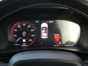 Volvo XC40 2.0 D4 [190] R DESIGN 5dr AWD Geartronic