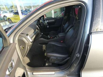 Volvo XC40 2.0 D4 [190] R DESIGN 5dr AWD Geartronic