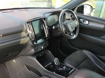 Volvo XC40 2.0 D4 [190] R DESIGN 5dr AWD Geartronic