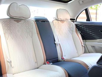 Bentley Flying Spur 3.0 V6 Hybrid 4dr Auto [City Spec]
