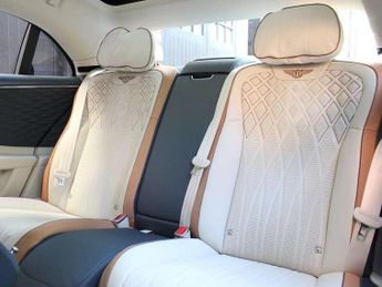 Bentley Flying Spur 3.0 V6 Hybrid 4dr Auto [City Spec]