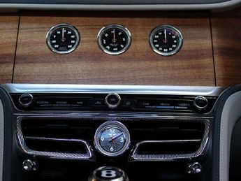 Bentley Flying Spur 3.0 V6 Hybrid 4dr Auto [City Spec]