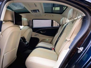 Bentley Flying Spur 3.0 V6 Hybrid 4dr Auto [City Spec]