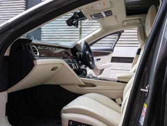 Bentley Flying Spur 4.0 V8 Hybrid Speed 4dr Auto