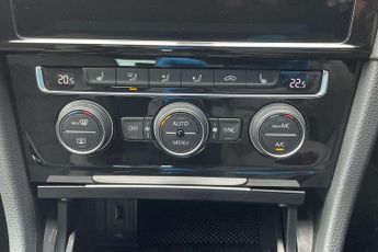 Volkswagen Golf 1.5 TSI EVO 150 R-Line Edition 5dr DSG