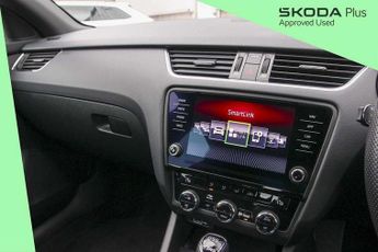 Skoda Octavia vRS 2.0 TSI 245 vRS 5dr DSG