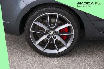 Skoda Octavia vRS 2.0 TSI 245 vRS 5dr DSG