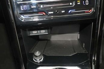 Volkswagen T-Roc 1.5 TSI R-Line 5dr DSG