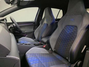 Volkswagen Golf R 2.0 TSI 320 R 4Motion 5dr DSG