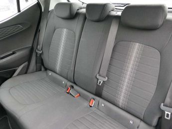 Hyundai i10 1.0 Advance 5dr Auto
