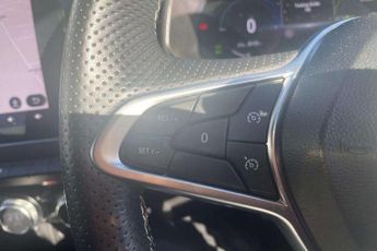 Renault Clio 1.6 E-TECH full hybrid 145 Engineered 5dr Auto