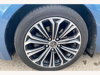 Toyota Corolla Touring Sport 2.0 VVT-i Hybrid Excel 5dr CVT