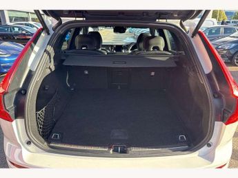 Volvo XC60 2.0 D4 R DESIGN 5dr Geartronic