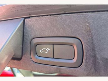 Volvo XC60 2.0 D4 R DESIGN 5dr Geartronic