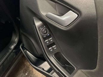 Ford Puma 1.0 EcoBoost Hybrid mHEV ST-Line 5dr DCT