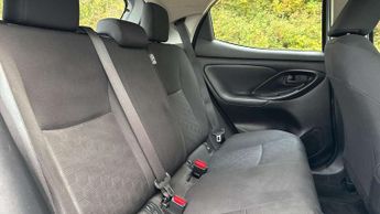 Toyota Yaris 1.5 Hybrid Icon 5dr CVT