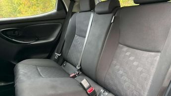 Toyota Yaris 1.5 Hybrid Icon 5dr CVT