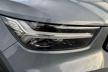 Volvo XC40 1.5 T3 [163] R DESIGN 5dr Geartronic