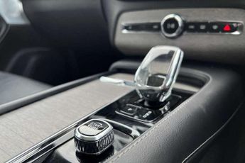 Volvo XC90 2.0 B5P Ultimate Dark 5dr AWD Geartronic