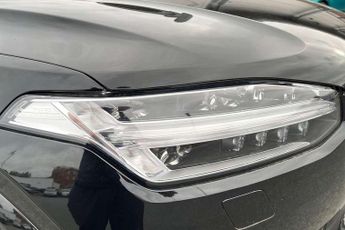 Volvo XC90 2.0 B5P Ultimate Dark 5dr AWD Geartronic
