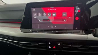 Volkswagen Golf 1.5 eTSI 150 Life 5dr DSG