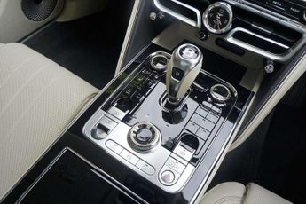 Bentley Flying Spur 4.0 V8 Hybrid 4dr Auto