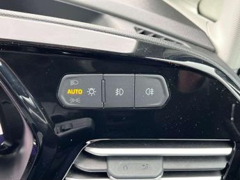 Ford Transit Connect 1.5 EcoBoost PHEV 150 Limited Van Auto