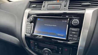 Nissan Navara Double Cab Pick Up Tekna 2.3dCi 190 4WD Auto