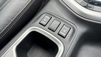 Nissan Navara Double Cab Pick Up Tekna 2.3dCi 190 4WD Auto