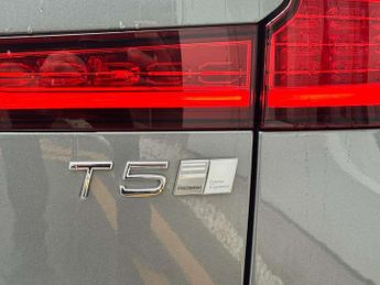 Volvo V60 2.0 T5 [250] Inscription Plus 5dr Auto
